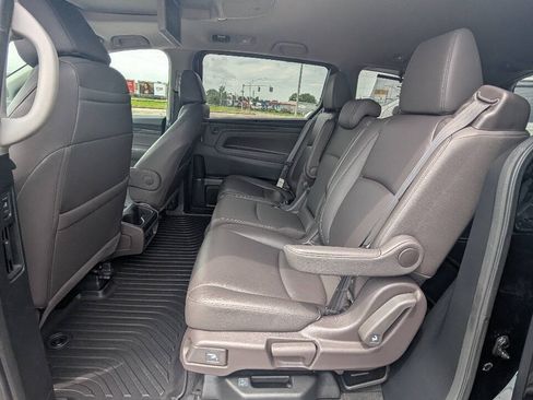 Used 2019 Honda Odyssey Touring image 18