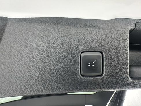 Used 2023 Ford Escape ST-Line image 16