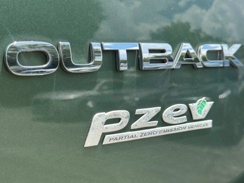 Used 2012 Subaru Outback 2.5i Limited w/ Moonroof Pkg AWD/4WD image 48
