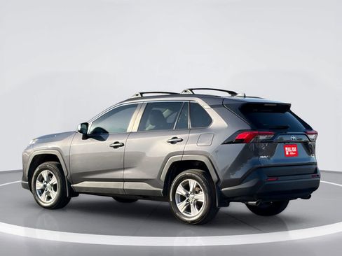 Used 2024 Toyota RAV4 XLE FWD image 3