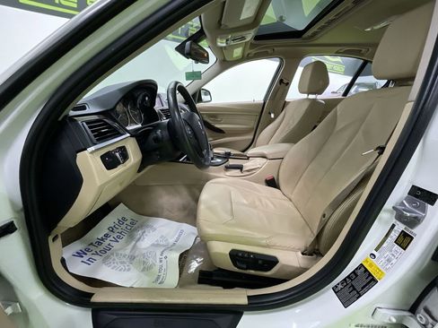 Used 2014 BMW 320i xDrive Sedan image 17