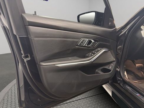 Used 2023 BMW M3 Competition image 12