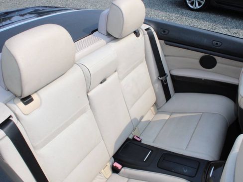 Used 2013 BMW 328i Convertible RWD image 25