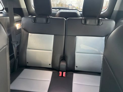 Used 2023 Ford Explorer XLT w/ Equipment Group 202A image 21