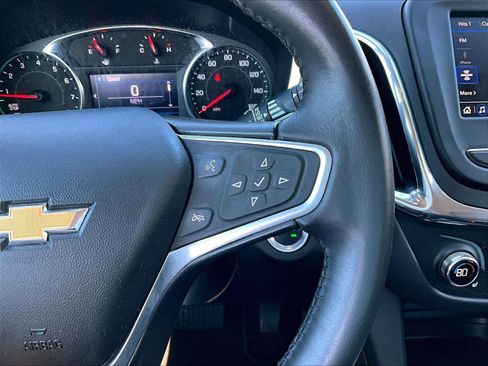 Used 2022 Chevrolet Equinox LT image 24