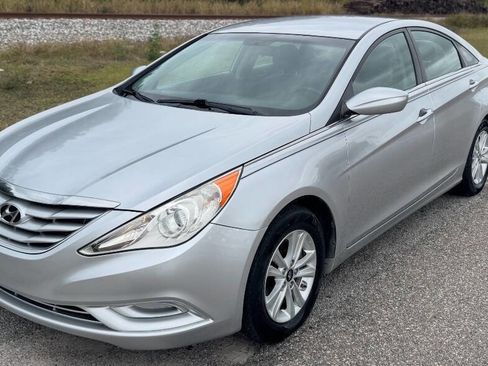 Used 2011 Hyundai Sonata GLS w/ Popular Equipment Pkg 2 image 3