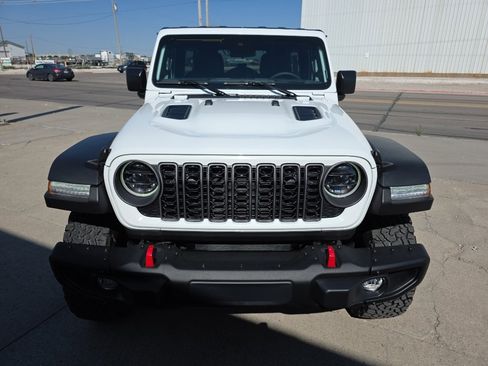 New 2025 Jeep Wrangler Unlimited Rubicon w/ Steel Bumper Group image 2