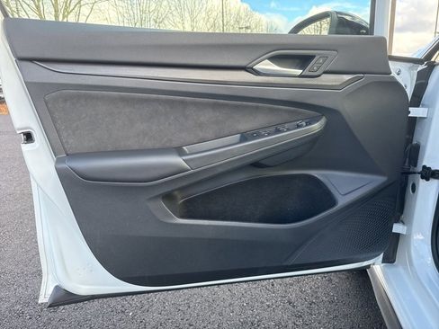 Used 2024 Volkswagen GTI SE image 11