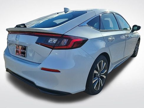 Used 2024 Honda Civic EX-L image 4
