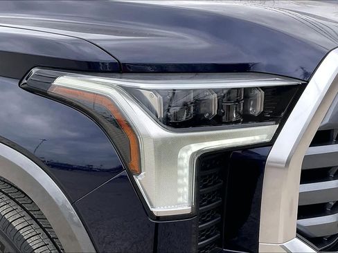 Used 2025 Toyota Tundra Limited image 28