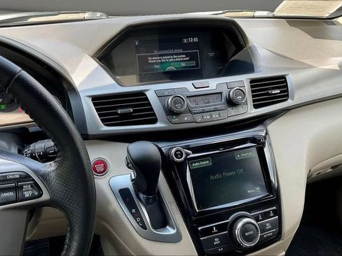 Used 2016 Honda Odyssey EX-L image 11
