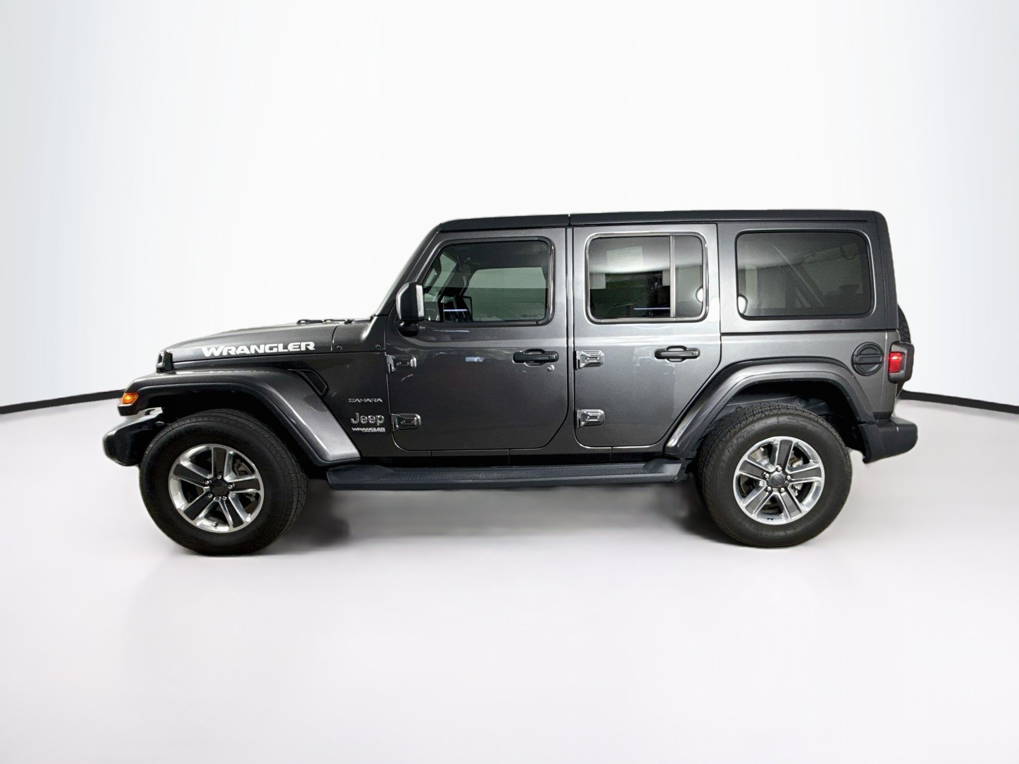 Used 2019 Jeep Wrangler Unlimited Sahara AWD/4WD image 7