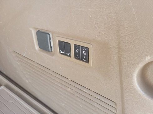 Used 2021 GMC Yukon XL Denali w/ Denali Ultimate Package image 6