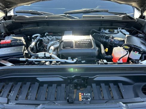 Used 2025 GMC Sierra 1500 AT4 w/ AT4 Premium Package AWD/4WD image 30