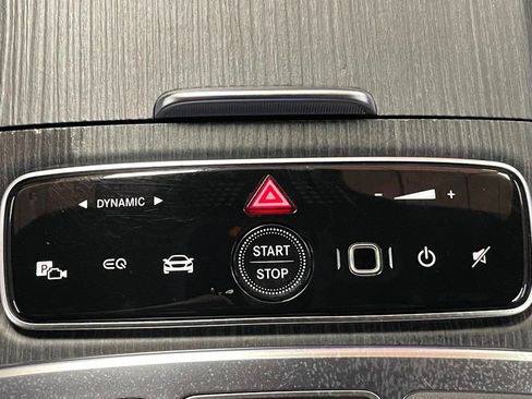 Used 2023 Mercedes-Benz EQS 580 4MATIC Sedan image 35