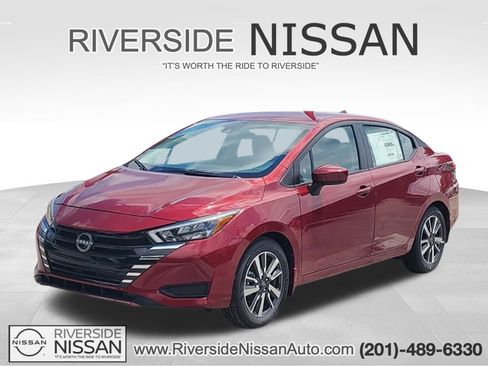 New 2025 Nissan Versa SV w/ Trunk Package image 1