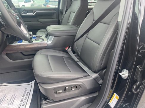 New 2026 GMC Sierra 1500 SLT w/ SLT Premium Plus Package image 9