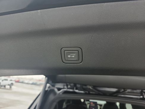 New 2026 GMC Yukon XL Denali Ultimate image 11