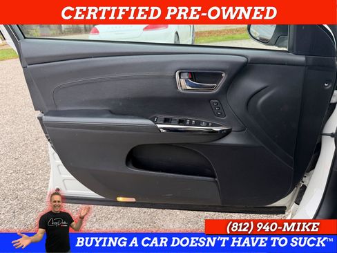 Used 2014 Toyota Avalon XLE Touring image 19