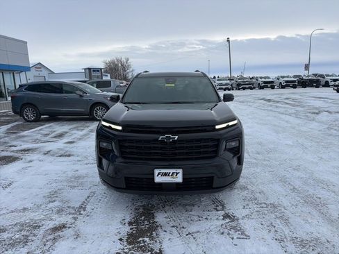 New 2026 Chevrolet Traverse LT w/ Midnight/Sport Edition image 3