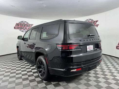 Used 2025 Jeep Wagoneer Series II AWD/4WD image 5