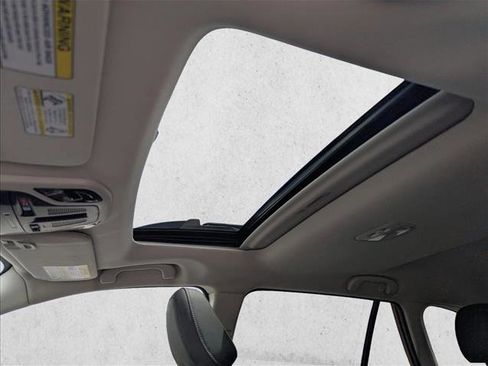 Used 2025 Subaru Outback Limited AWD/4WD image 22
