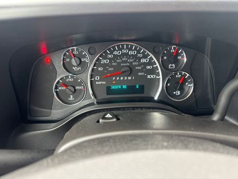 Used 2025 GMC Savana 3500 LT w/ LT Preferred Equipment Group RWD image 18