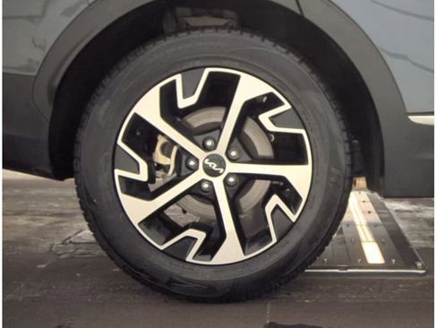 Used 2023 Kia Sportage EX FWD image 22