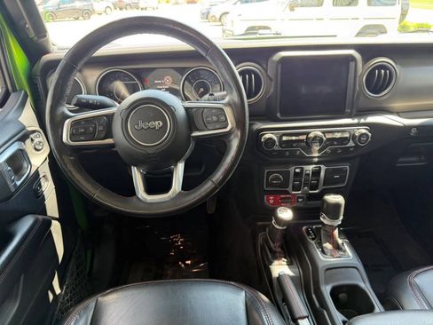 Used 2018 Jeep Wrangler Unlimited Rubicon AWD/4WD image 15