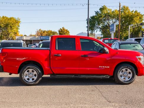 Used 2020 Nissan Titan S w/ S Utility Package image 4