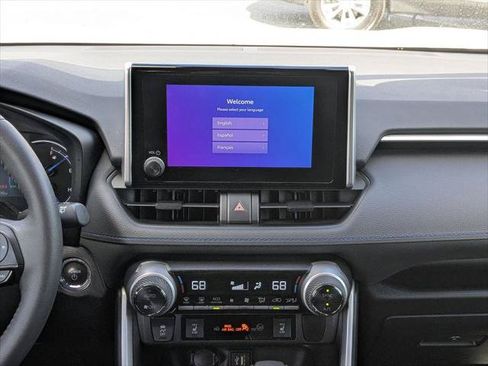 Certified 2023 Toyota RAV4 SE w/ Convenience Package AWD/4WD image 18