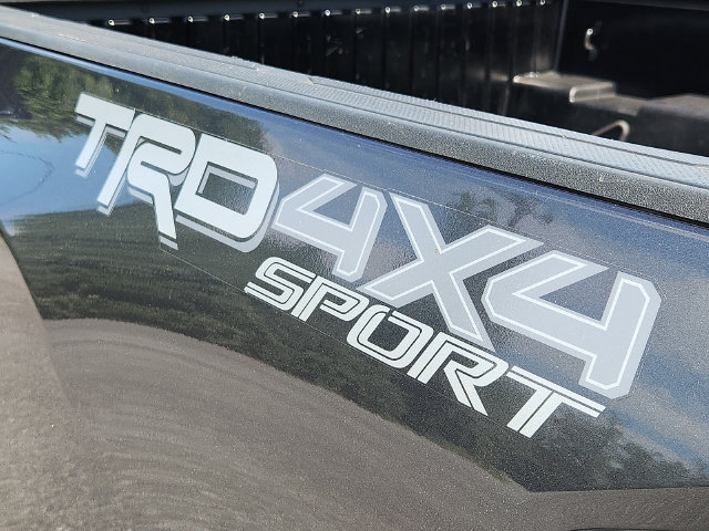 Used 2022 Toyota Tacoma TRD Sport w/ Technology Package AWD/4WD image 31