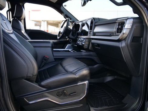 Used 2025 Ford F450 Platinum w/ FX4 Off-Road Package image 57