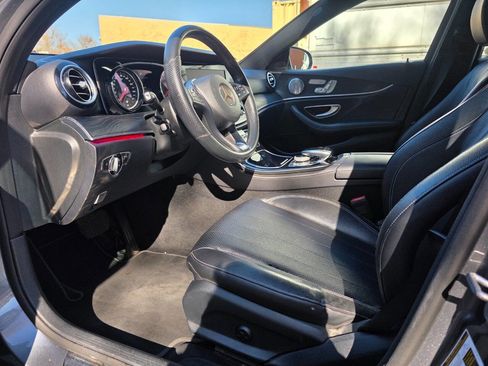Used 2017 Mercedes-Benz E 300 image 14