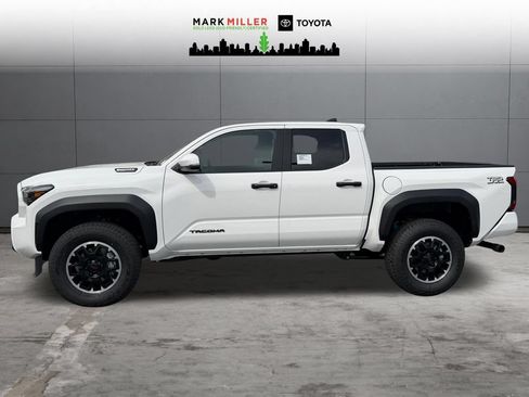 New 2026 Toyota Tacoma TRD Off-Road w/ TRD Off Road Upgrade Package AWD/4WD image 2