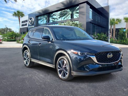 Certified 2023 MAZDA CX-5 AWD 2.5 S w/ Premium Plus Pkg image 3