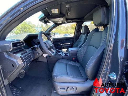 New 2026 Toyota 4Runner TRD Off-Road Premium AWD/4WD image 30