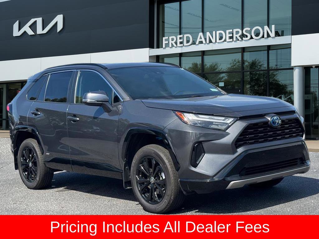 Used 2024 Toyota RAV4 SE AWD/4WD image 1