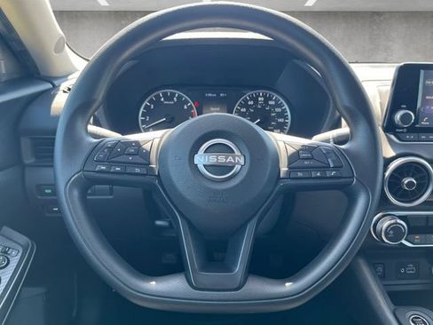 Certified 2025 Nissan Sentra S FWD image 21