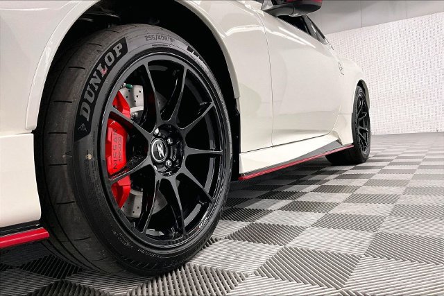 New 2027 Nissan Z NISMO w/ Essentials Package (NISMO) RWD image 35