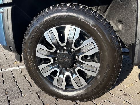 New 2026 GMC Sierra 2500 Denali w/ Technology Package image 59