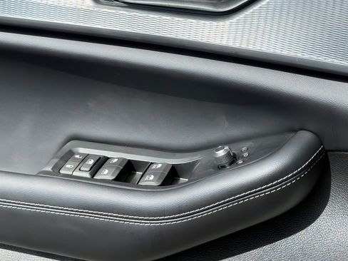 New 2026 Jeep Grand Cherokee Laredo X AWD/4WD image 32