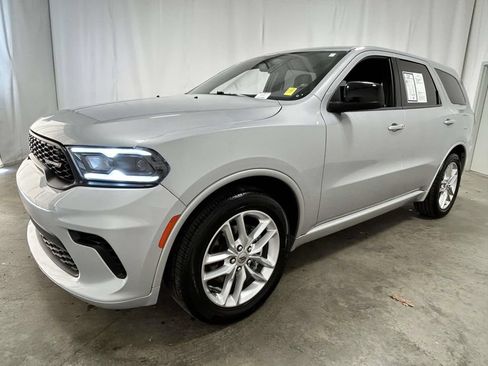 Used 2023 Dodge Durango GT RWD image 5