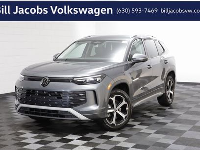 New 2025 Volkswagen Tiguan SE
