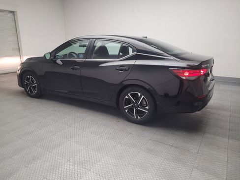 Used 2024 Nissan Sentra SV image 3