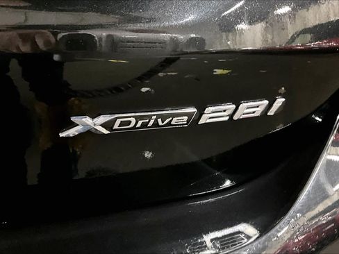 Used 2018 BMW X1 xDrive28i w/ Convenience Package AWD/4WD image 11