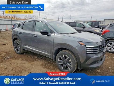 Used 2026 Nissan Kicks SV AWD/4WD image 5
