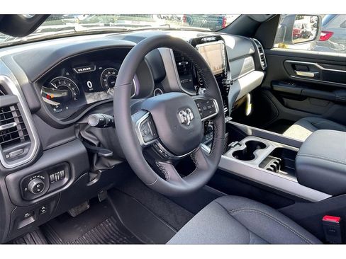 New 2026 RAM 1500 Big Horn AWD/4WD image 6