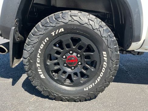 Used 2019 Toyota Tacoma TRD Pro AWD/4WD image 11