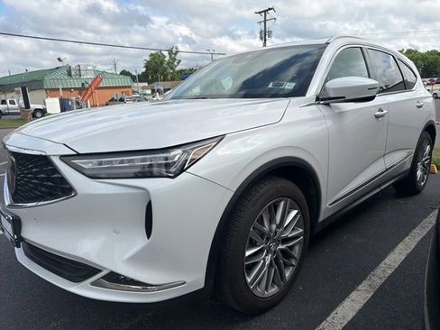 Used 2023 Acura MDX SH-AWD w/ Advance Package image 1